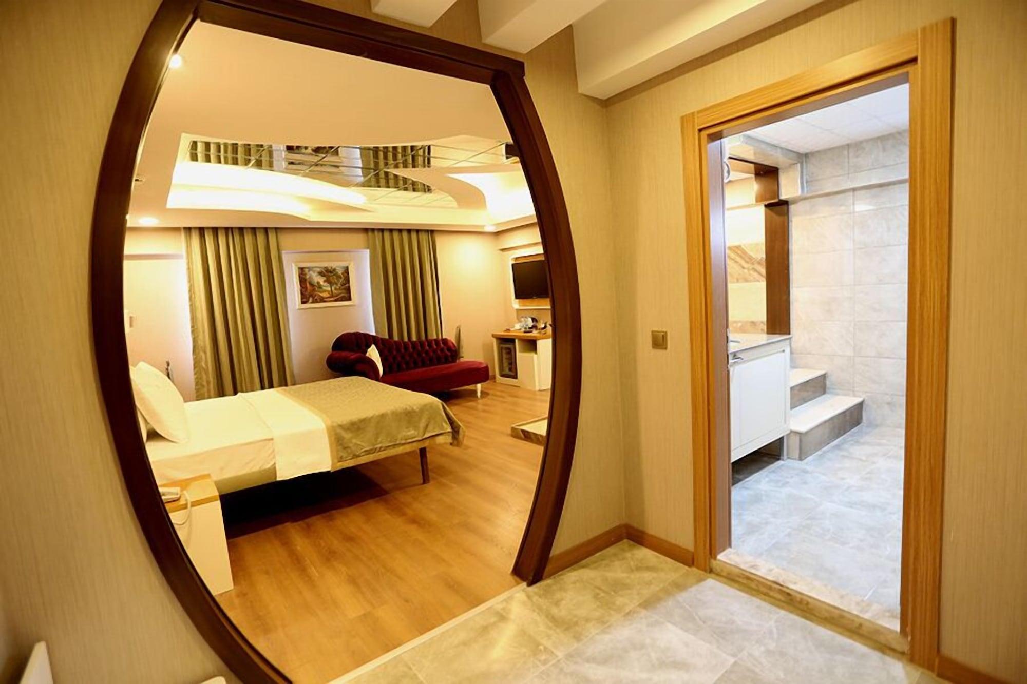Hotel Life Corner İzmir